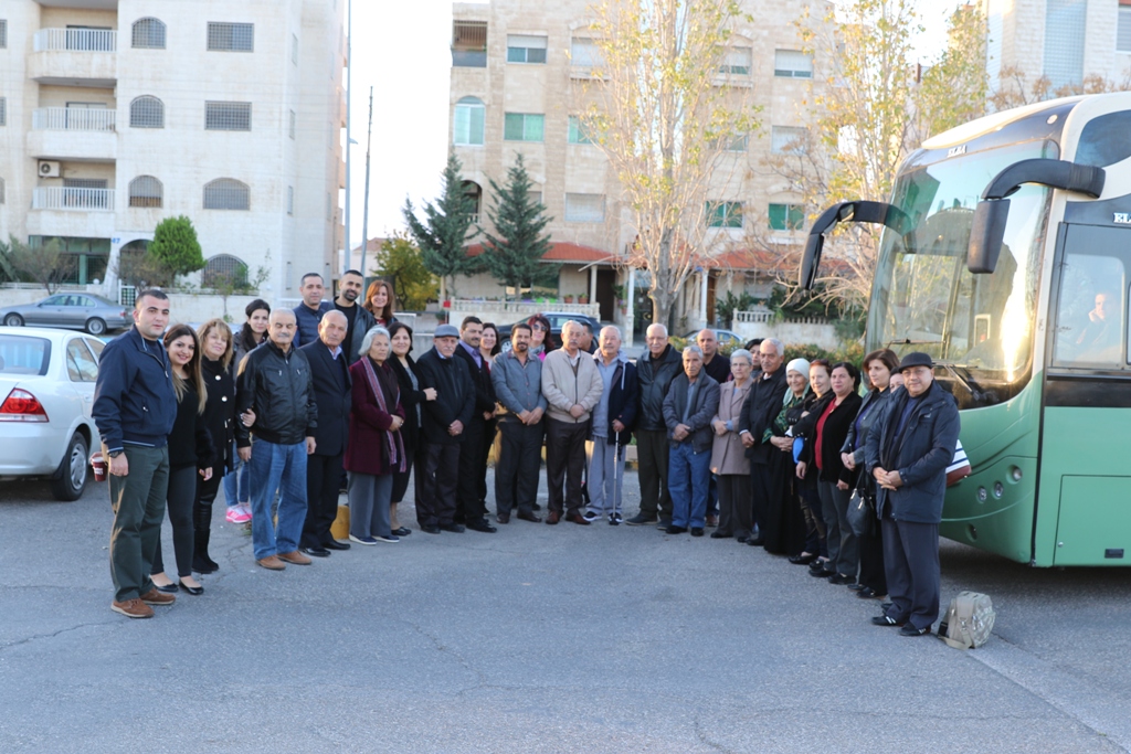 الجيش يسيّر أول بعثة حج مسيحي