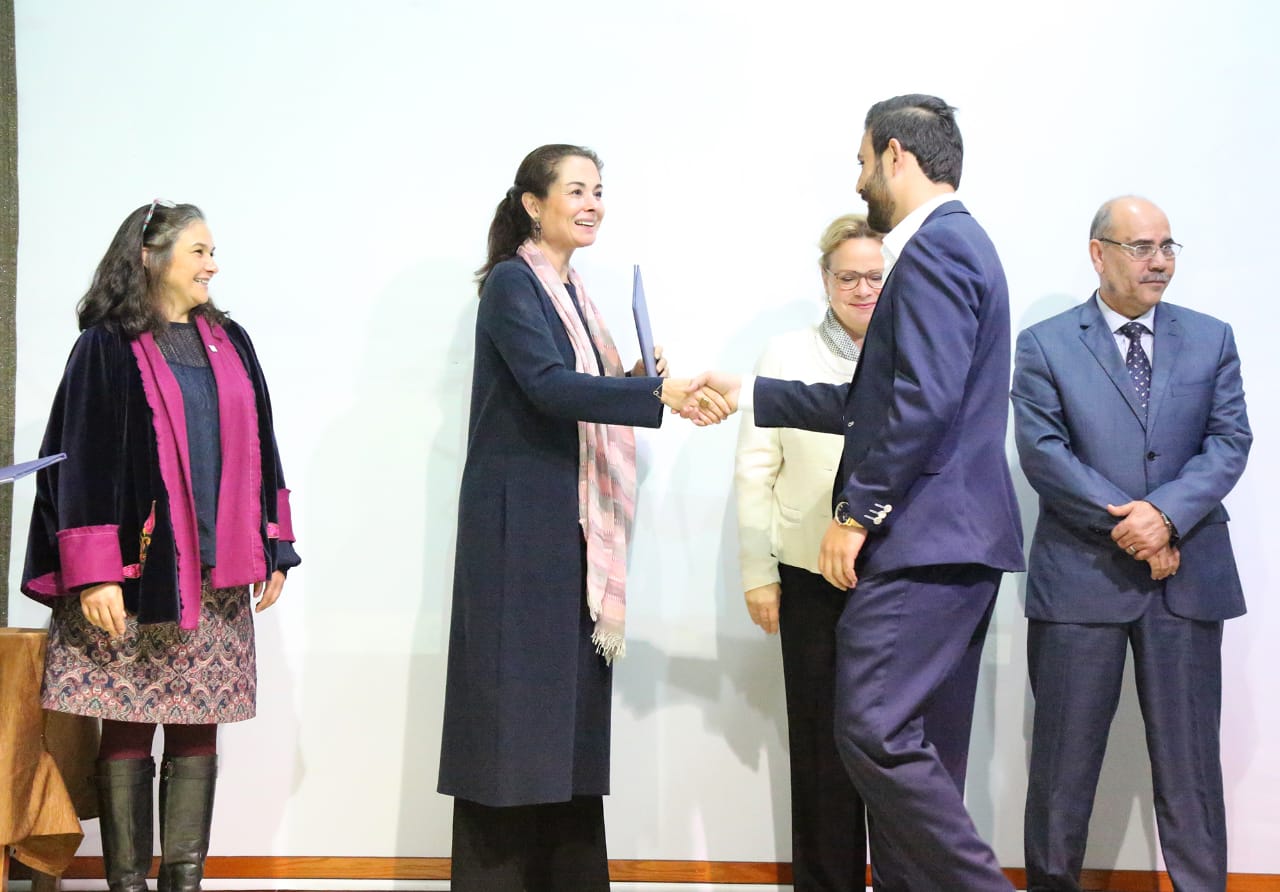 تخريج 20 طالب وطالبة ضمن المرحلة