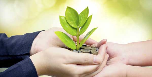 ما هي أحب الصدقات إلى المتوفي؟