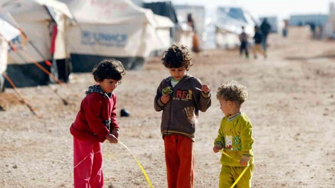 عودة 651 لاجئا عبر معبر نصيب