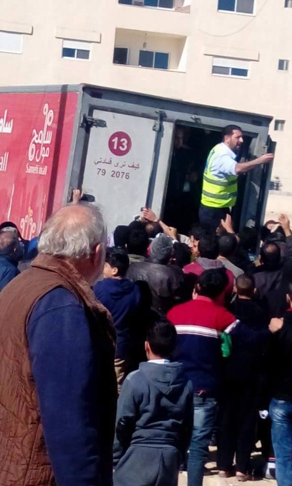 النائب محمد نوح يثير جدلا واسعا