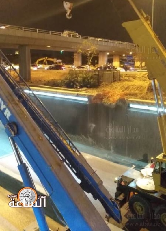 إغلاق نفق تقاطع المدينة الرياضية (صور)