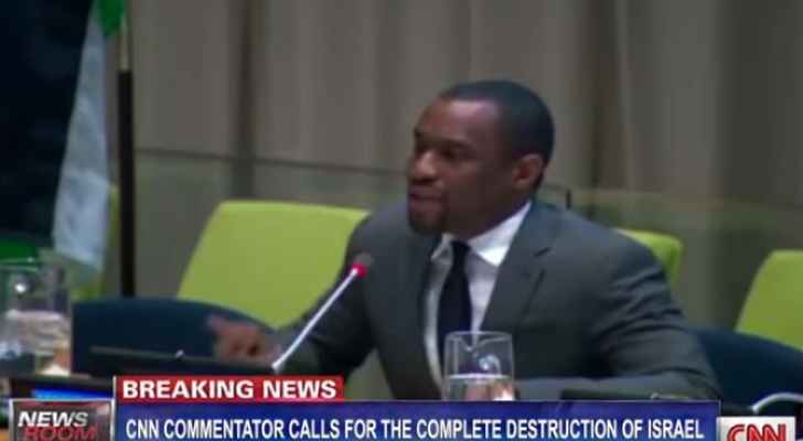 CNN تطرد احد كتابها بعد أن