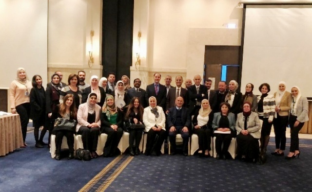 لقاء تشاوري لكلية الصيدلة والعلوم الطبية