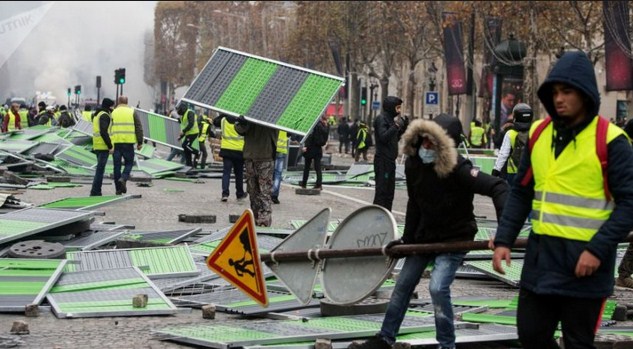 تجدد المواجهات بين الشرطة و«السترات الصفراء»