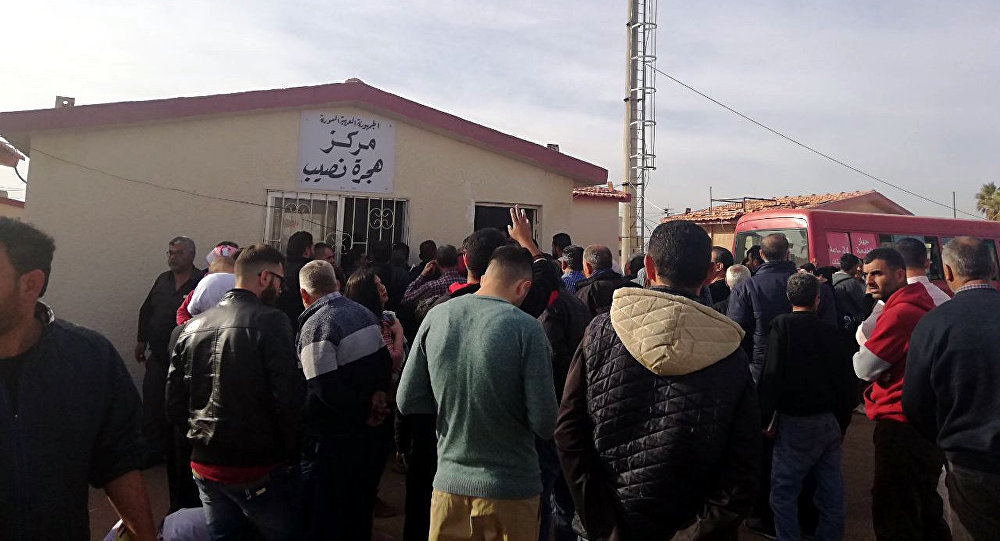 1400 لاجئ سوري يعودون لبلادهم من