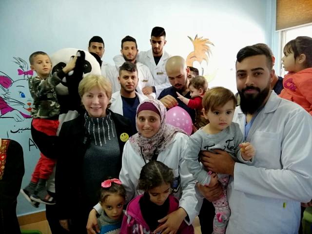 كلية التمريض بجامعة عمان الاهلية تشارك