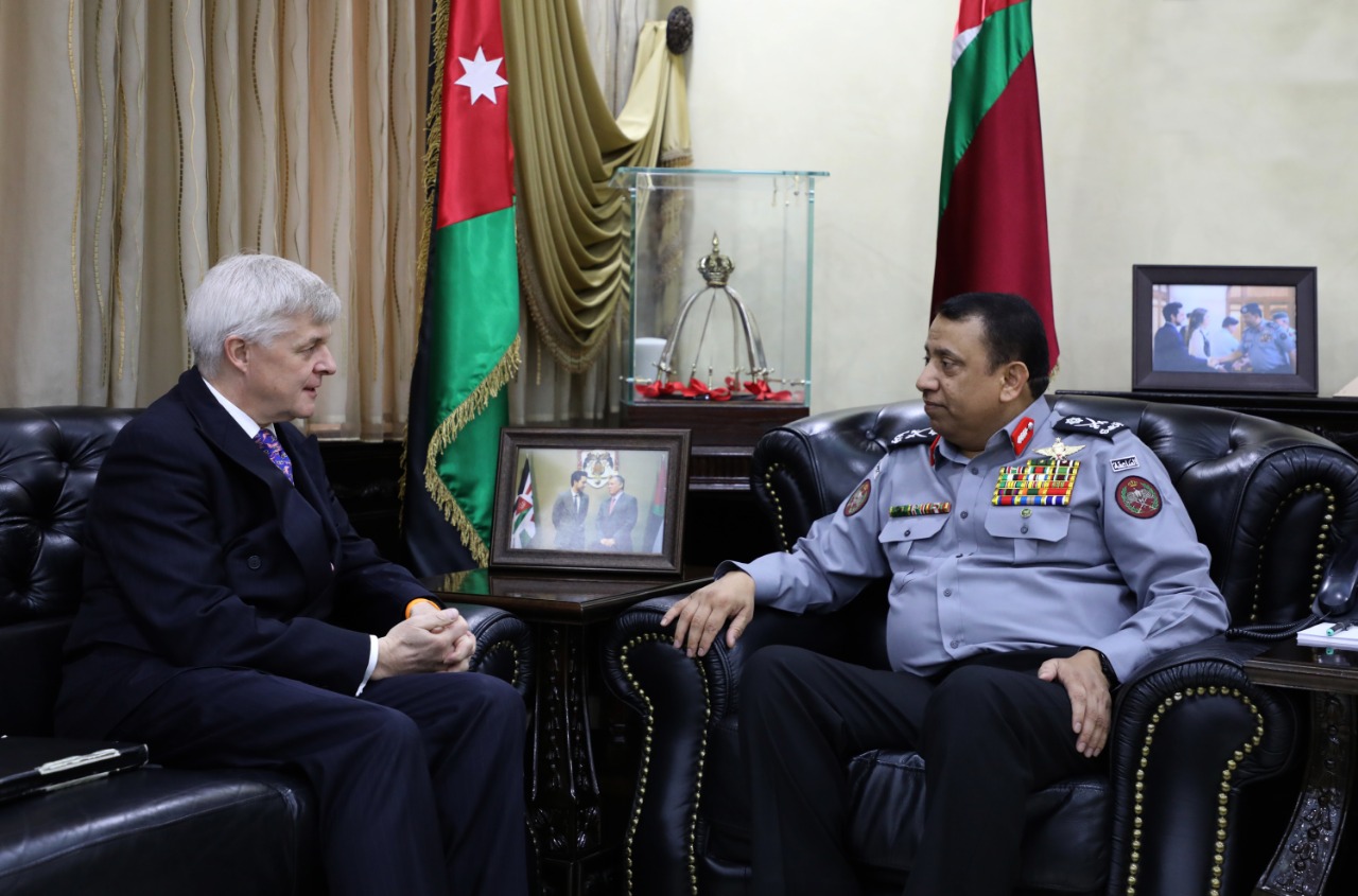 الحواتمة يلتقي سفير المملكة المتحدة لدى