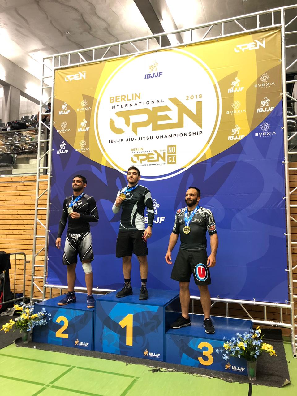 الأردني حمزة الرشيد يحصد «ذهب» الجوجوستو