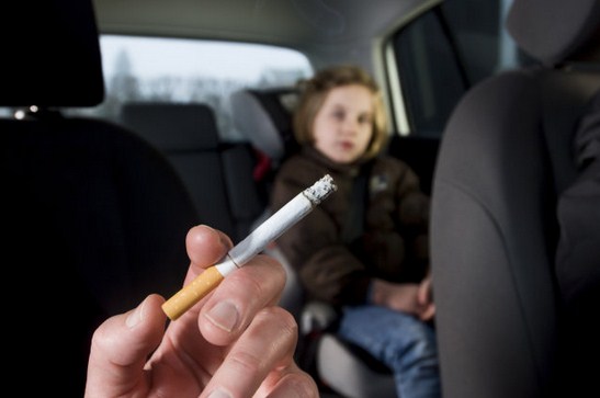 التدخين السلبي يهدد طفلك بهذه الأمراض