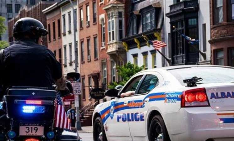 إنذارات بوجود قنابل في 11 مركزا