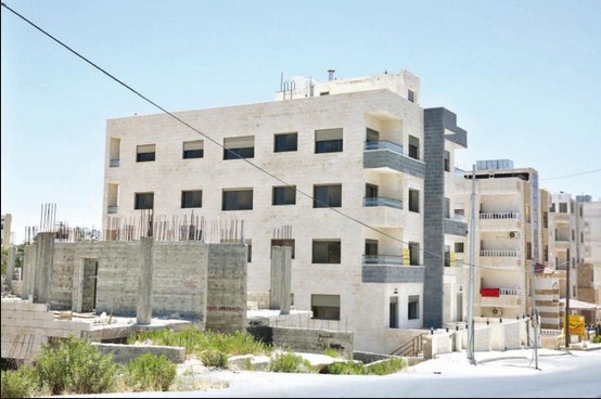 التداول العقاري يتراجع 14 بالمئة إلى