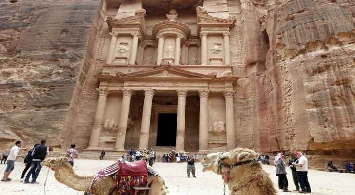 ارتفاع عدد السياح إلى الأردن