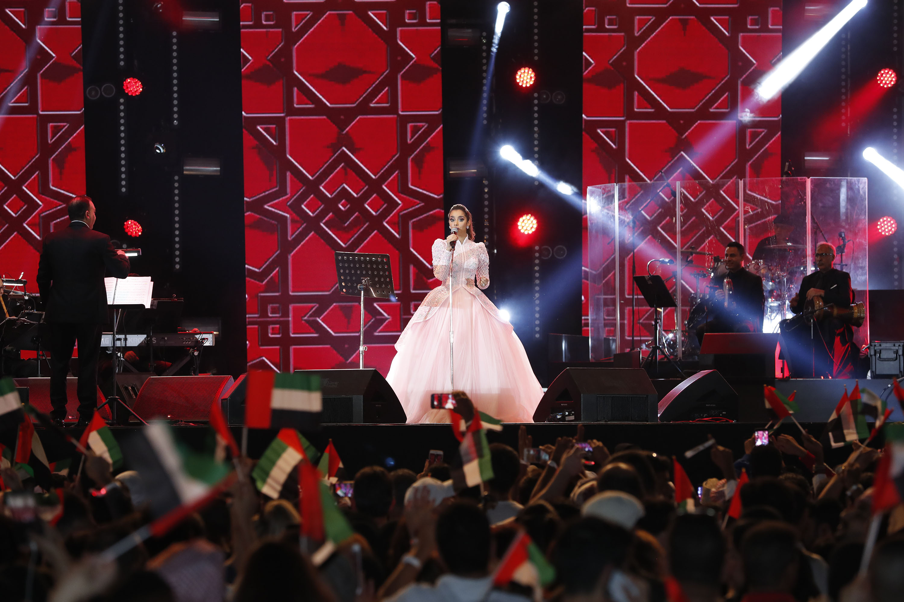 بلقيس وفرحتها الكبيرة بجمهور إحتفالات اليوم