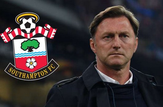 ساوثهامبتون يتعاقد مع النمساوي رالف لقيادة