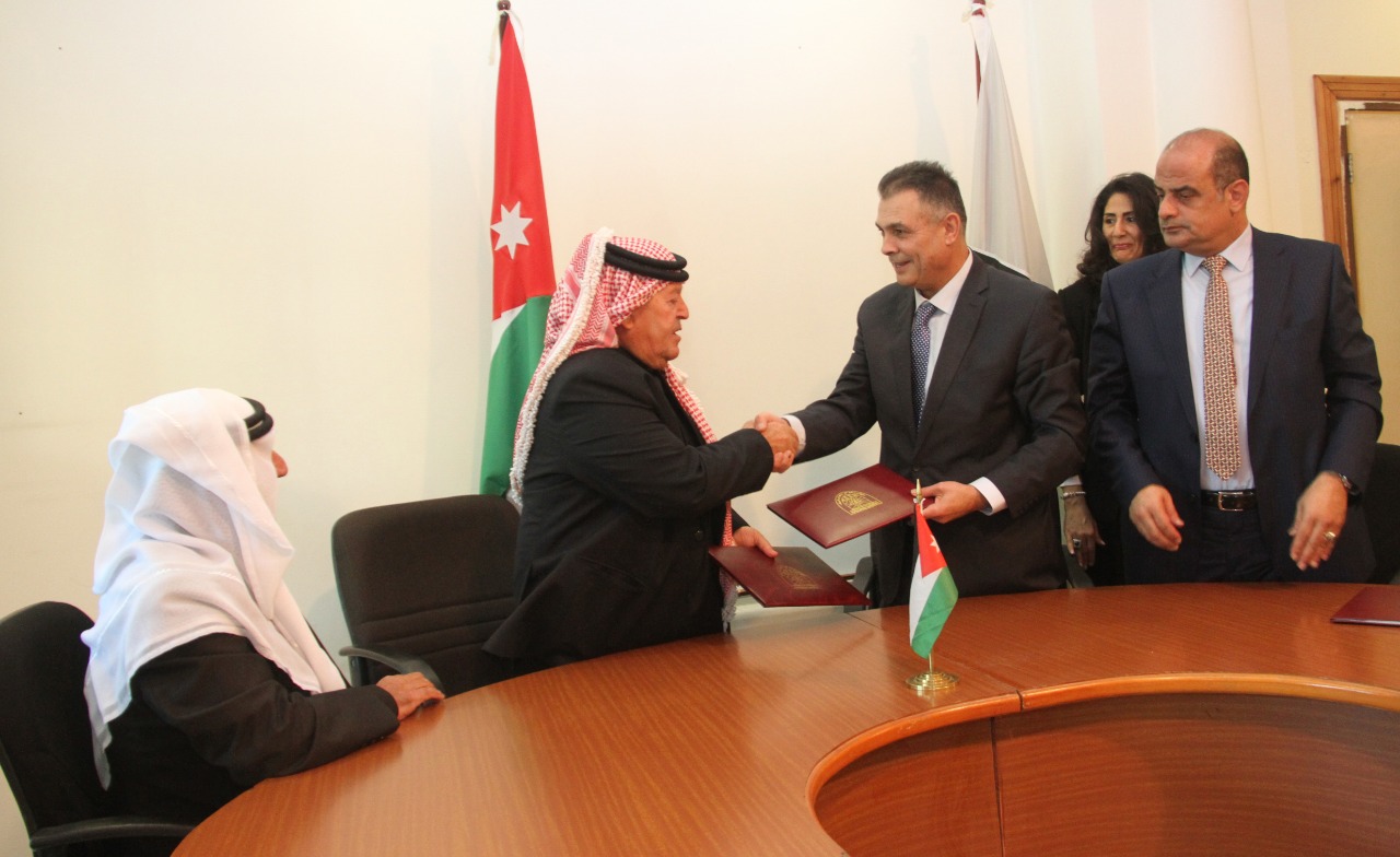 اتفاقية لإنشاء مبنى للقاعات التدريسية بمساحة