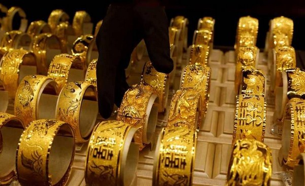 تراجع اسعار الذهب عالميا لليوم الثاني