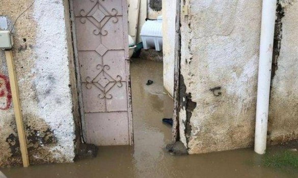 السيول تداهم منزلين في عجلون