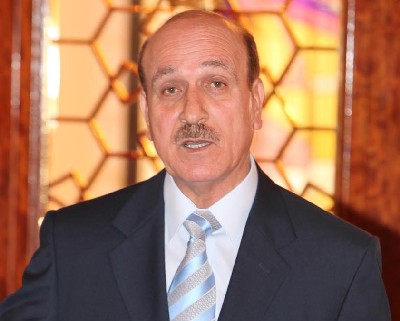 حفل توقيع ديوان في طريقي إليك