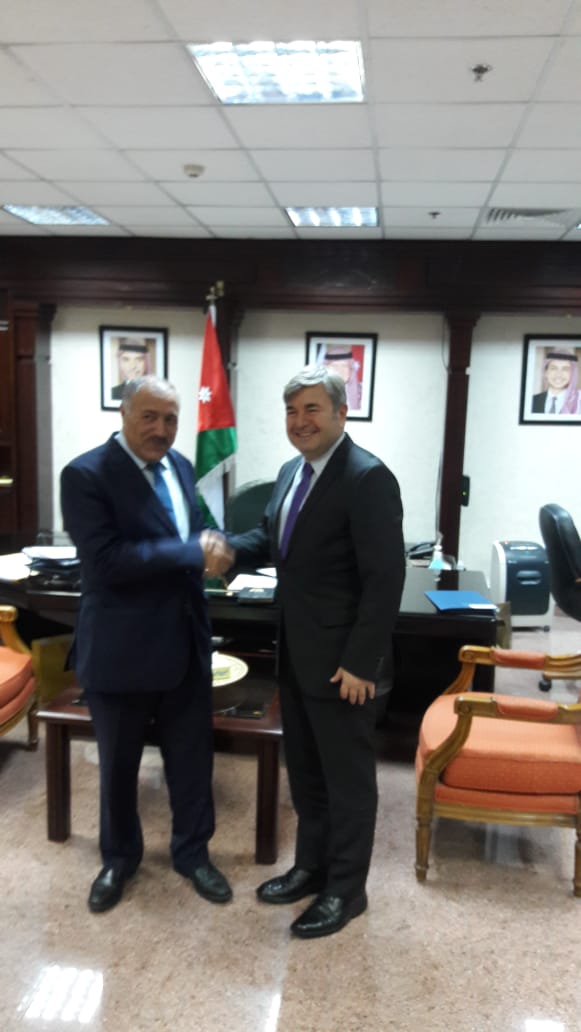 الزبن يلتقي السفير التركي مراد كاراغوز