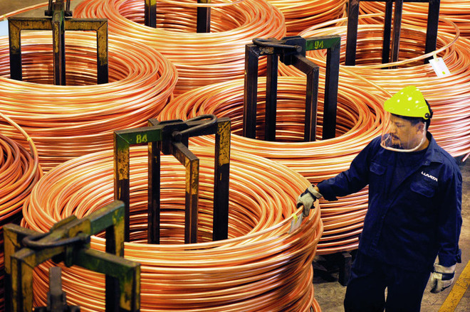 أسعار النحاس تتعافى من أدنى مستوى