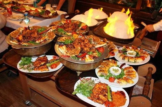 في ليلة رأس السنة.. . ألف