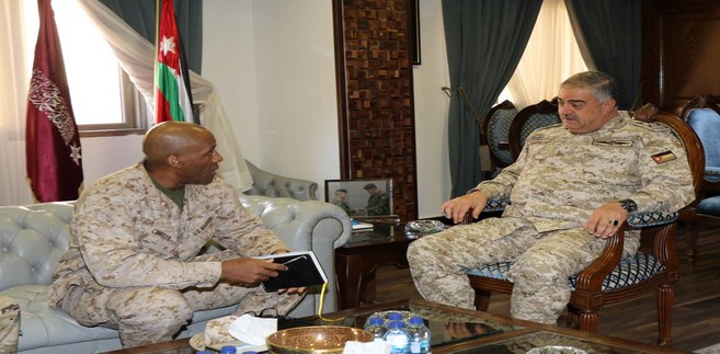 فريحات يستقبل وفدا عسكريا أمريكيا