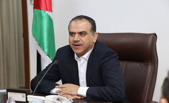 الشحاحدة يوجه الإقراض الزراعي لجدولة أقساط