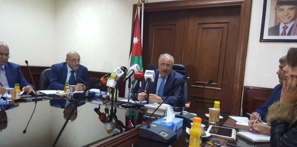 الزبن : الكوادر الصحية خرجت من