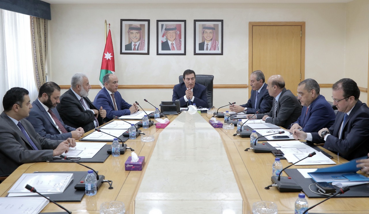 الطروانة يترأس الاجتماع الأول لمكتب تنفيذي