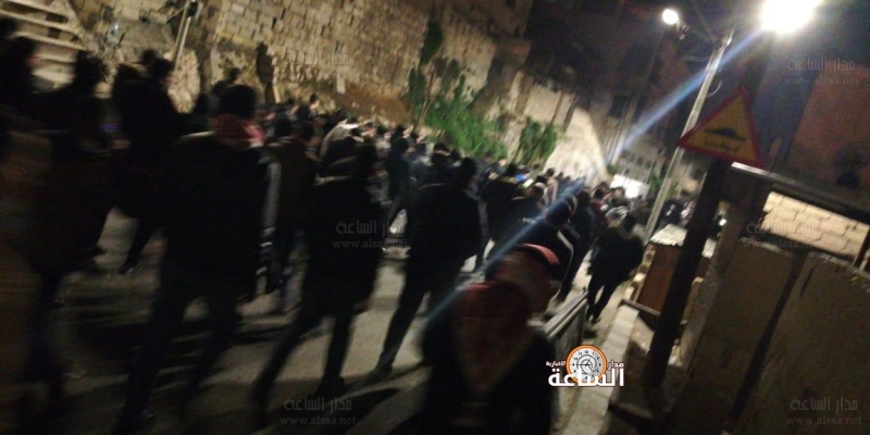 اطلاق الغاز المسيل للدموع تجاه محتجين