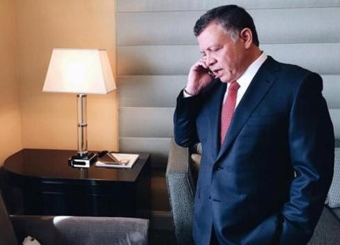 اتصال بين الملك وانجيلا ميركل