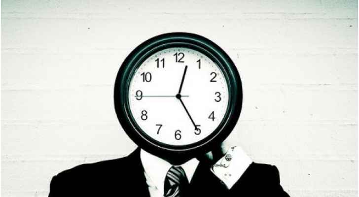 لماذا يمر الوقت ببطء عندما تشعر