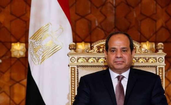 السيسي يحرج وزيرة أمام الجمهور (فيديو)