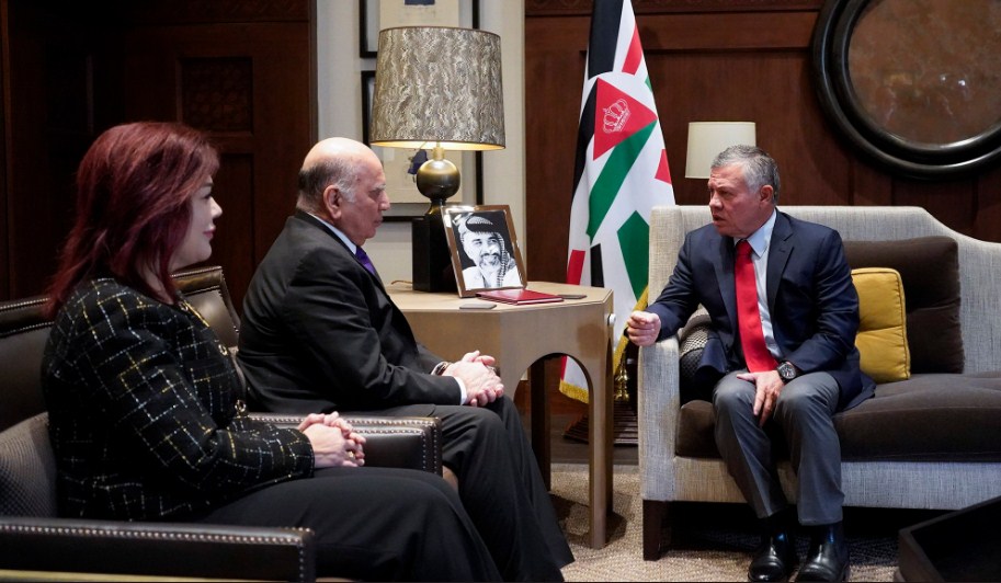 الملك يستقبل نائب رئيس الوزراء العراقي