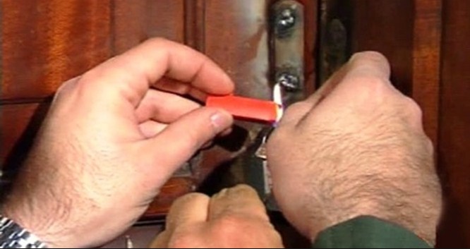 إتلاف المواد غذائية إغلاق مخبزين بـ