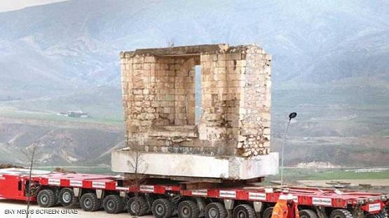 سدّ تركي ينقل مسجدا من مدينة