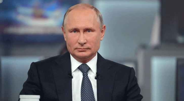 بوتين يلمح إلى الزواج.. هل يصبح