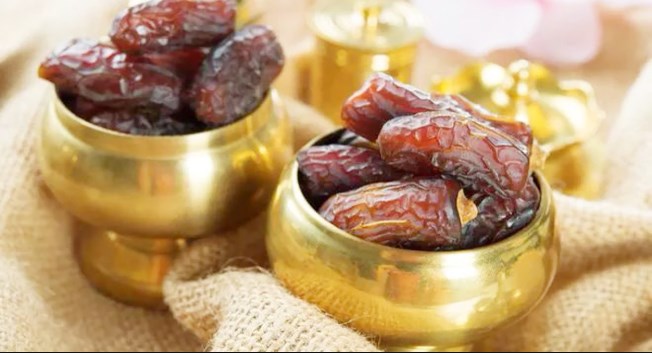 السيسي يعد المصريين بأكبر مزرعة لأفخر