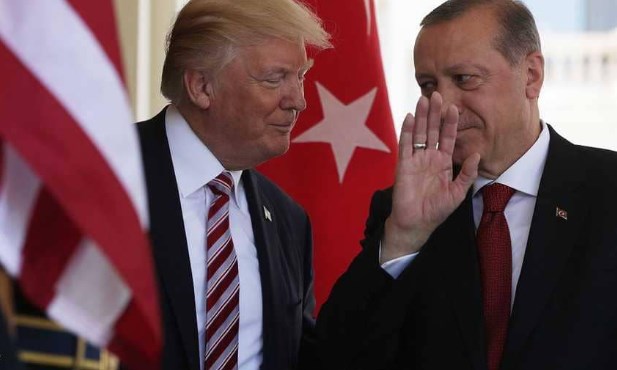 الرئاسة التركية: أردوغان أقنع ترامب بالانسحاب