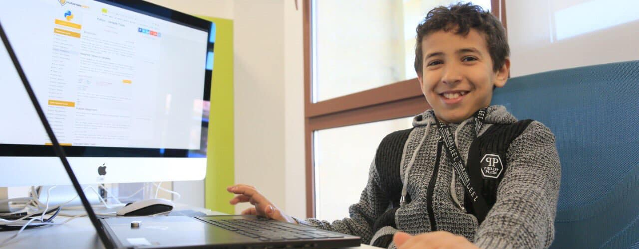 طفل مغربي يبهر خبراء Google