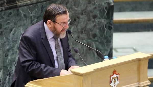 الشيشاني يسأل عن التحقيقات بالاعتداء على