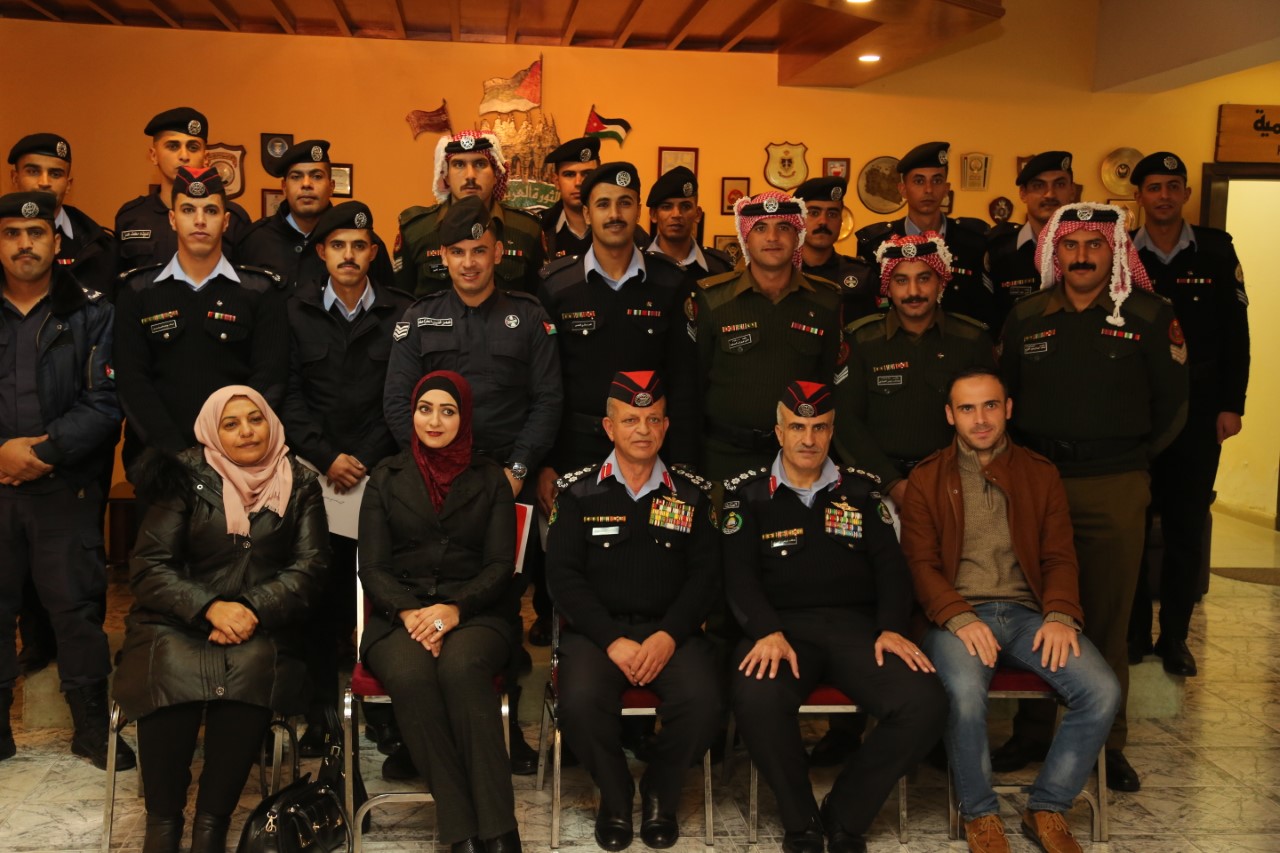 «اكاديمية الشرطة الملكيه» تحتفل بتخريج دورة