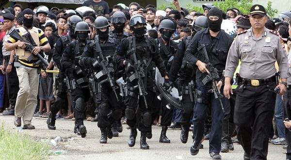 إندونيسيا تطلق سراح 120 سعوديا بعد