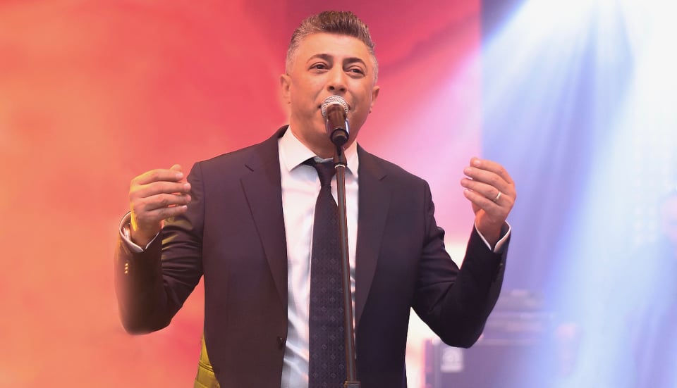 «الأطلال» بصوت الفنان عمر العبداللات