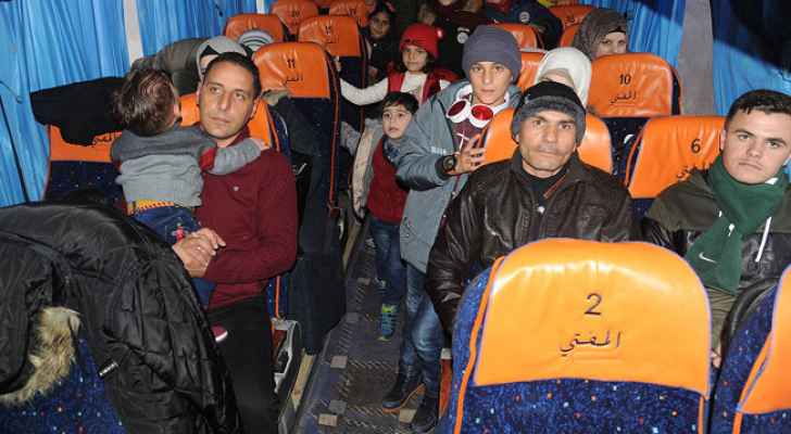 دفعة جديدة من اللاجئين السوريين تغادر