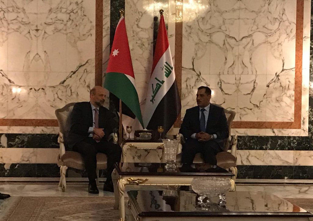 الرزاز يصل بغداد على راس وفد