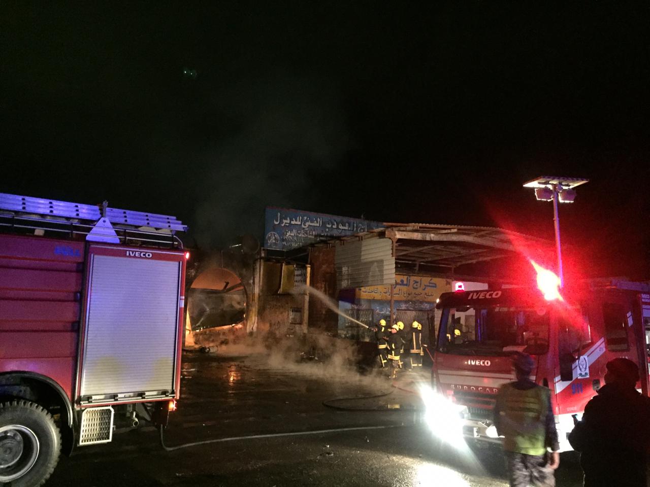 حريق محل تصليح مكيفات سيارات في