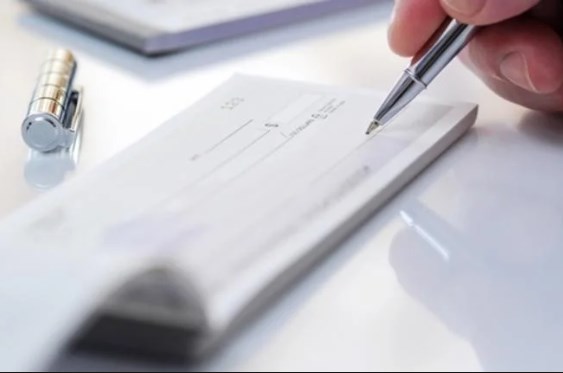 صناعة عمان: شمول جرم «الشيك بلا