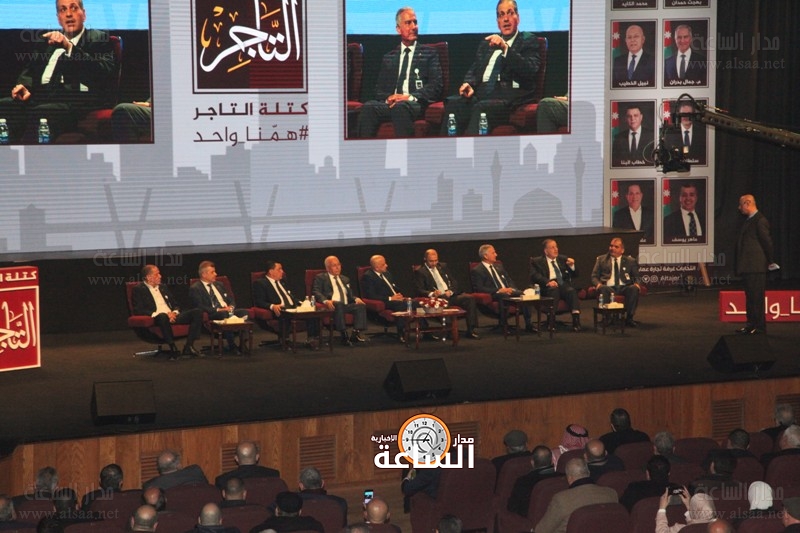 «كتلة التاجر» تشهر نفسها وسط الحشود..